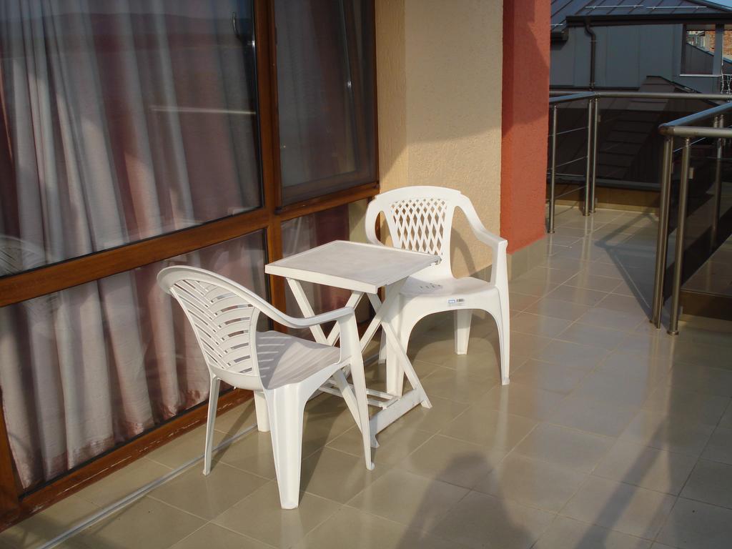 Apart Hotel Primavera 2 พรีมอร์สโก ภายนอก รูปภาพ